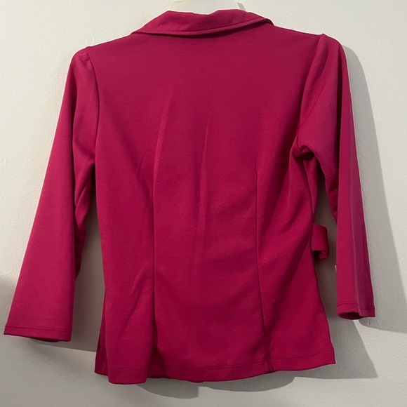 Women Fuschia Blazer, size: M - Picture 3 of 3